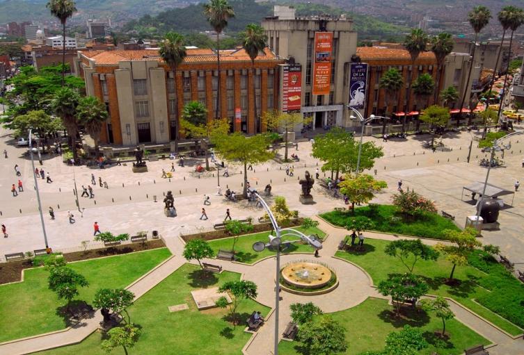 Entre enero y agosto de 2024, se reportó un 26 % de crecimiento en el ingreso de turistas extranjeros a Medellín
