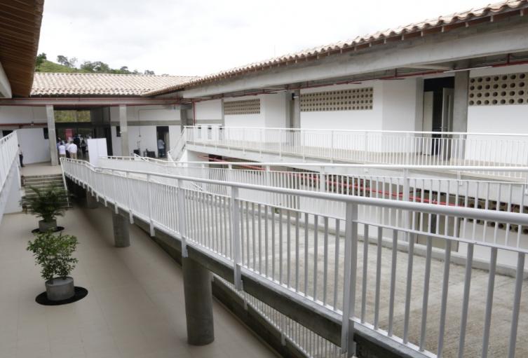 La Secretaría de Educación de Antioquia realizará el mejoramiento  de 700 sedes educativas 