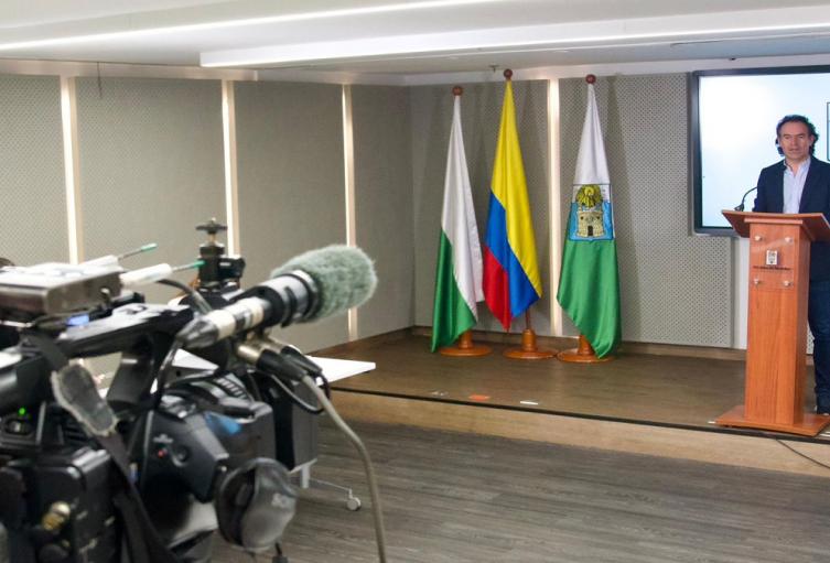 Nuevo enfrentamiento en redes sociales entre el alcalde Federico Gutiérrez y el presidente Gustavo Petro, por Hidroituango.