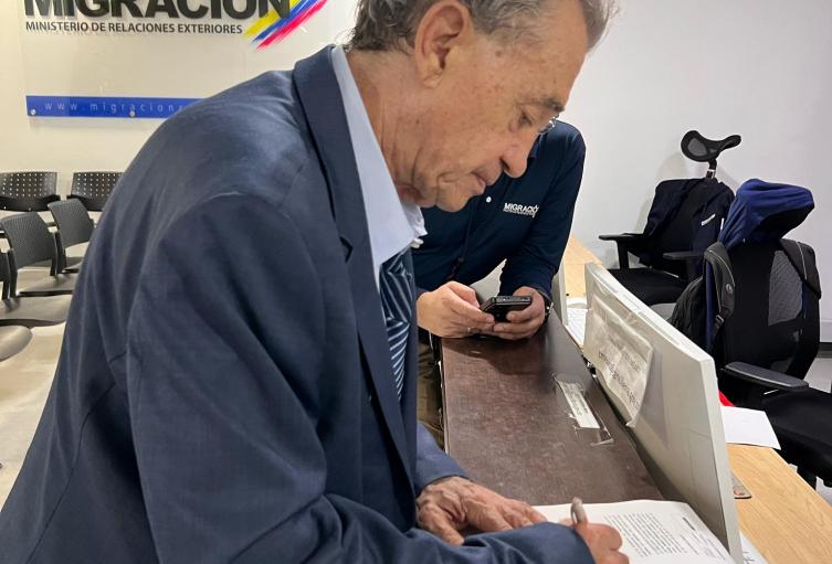 Carlos Ledher 