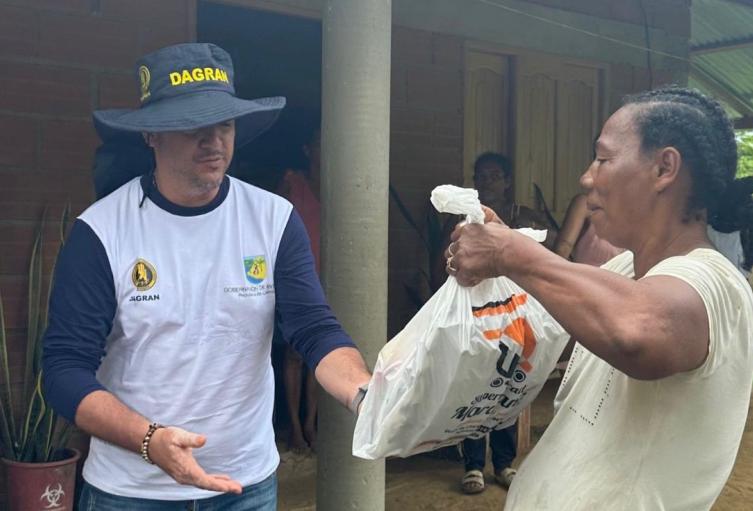 Ayudas humanitarias en Necoclí