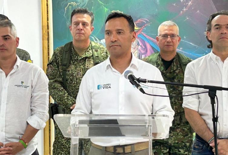 Ministro de Defensa, Pedro Sánchez