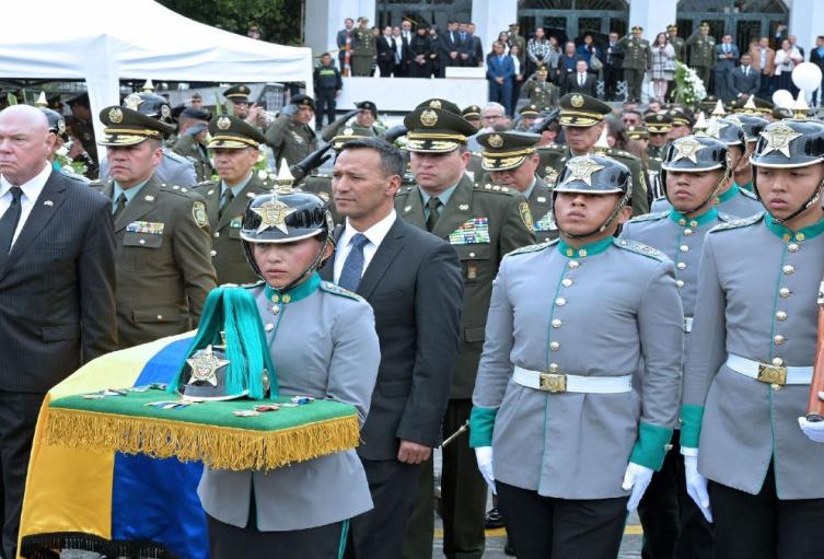 Ceremonia de honras fúnebres de uniformado asesinado en Antioquia