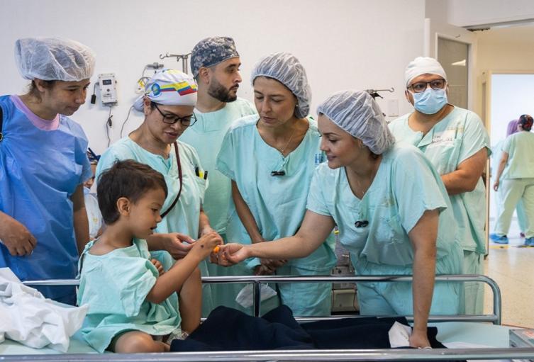 Cirugías para niños y niñas en Medellín