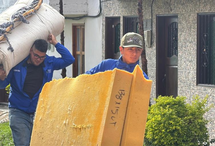 Jornada de recolección de colchones en La Ceja, Antioquia