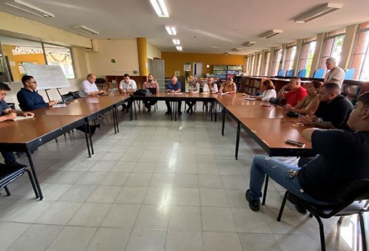 Reunión en la I.E. Liceo Antioqueño, en Bello