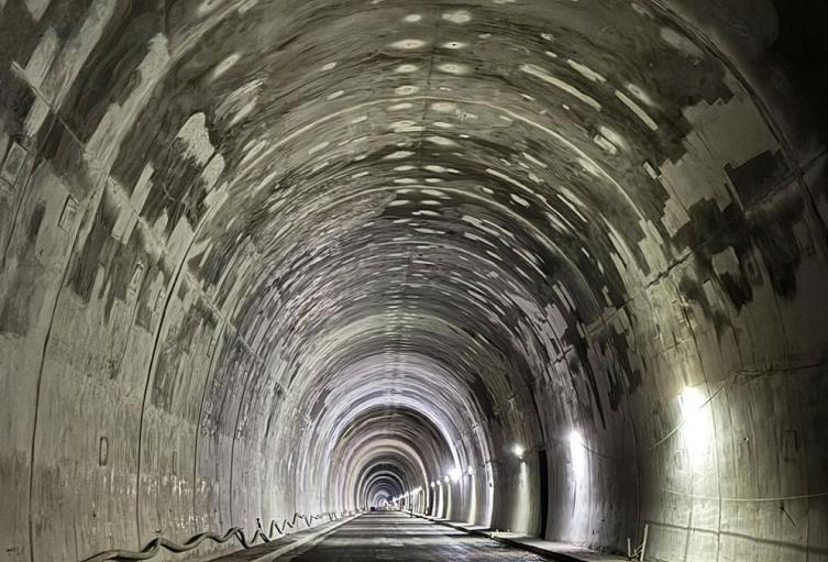 Túnel del Toyo en Antioquia