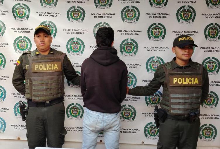 Capturan en Antioquia a alias “Lanza”, sicario del Clan del Golfo que planeaba ataques contra grupo delincuencial