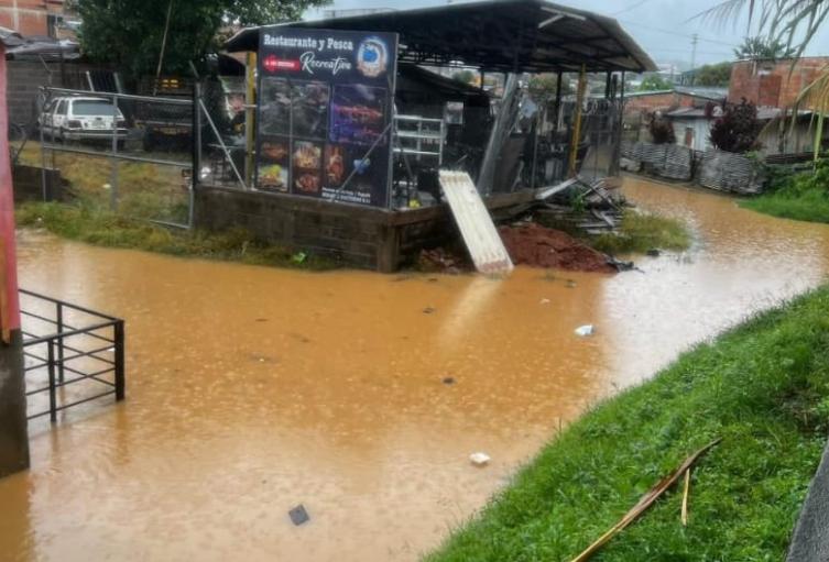 Emergencia en Vegachi por inundaciones 