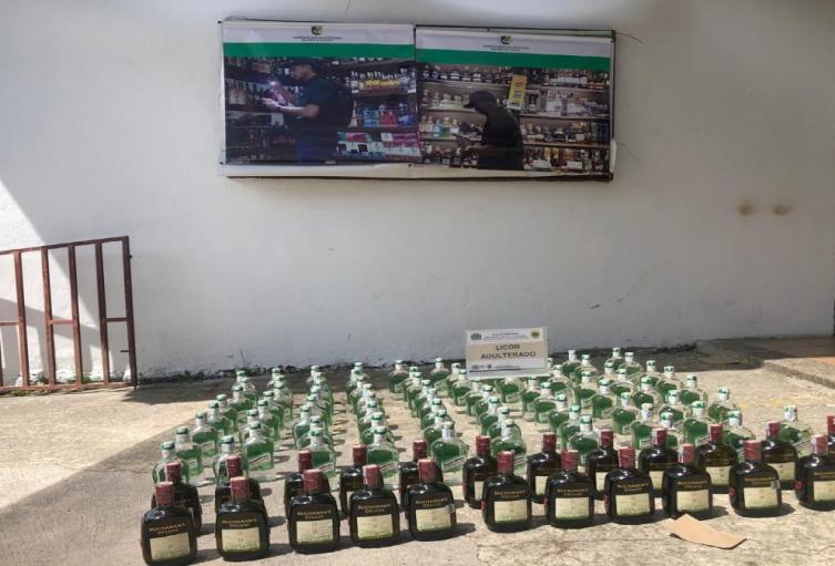 Aprehensión de licor adulterado