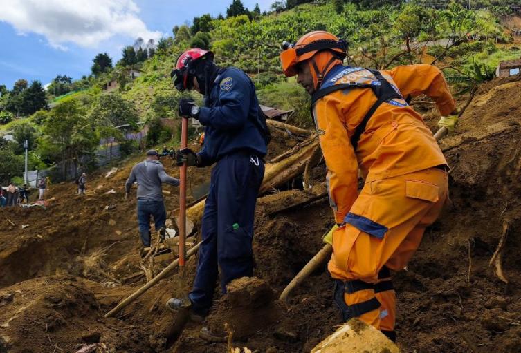 Atención emergencia en vereda Granizal del municipio de Bello