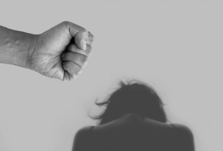 Mujeres golpeadas y asesinadas en el país Mujeres golpeadas y asesinadas en el país