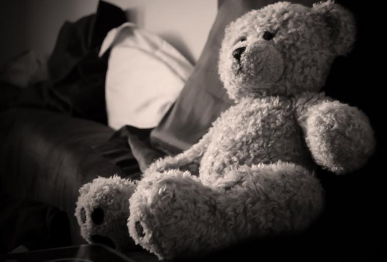 Capturan a mujer en Antioquia por presuntamente grabar el abuso sexual de su hijo de un año Capturan a mujer en Antioquia por presuntamente grabar el abuso sexual de su hijo de un año