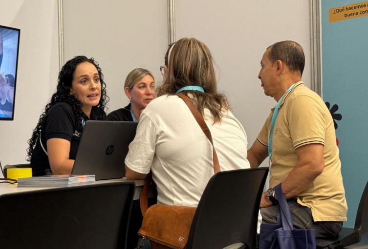 Medellín lidera modelo nacional de ordenamiento del espacio público con diálogo, pedagogía y resultados