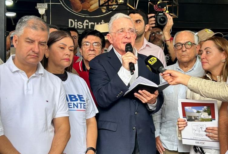 Álvaro Uribe Vélez