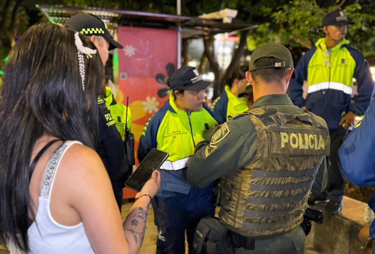 Operativos de la Alcaldía de Medellín en el Parque Lleras