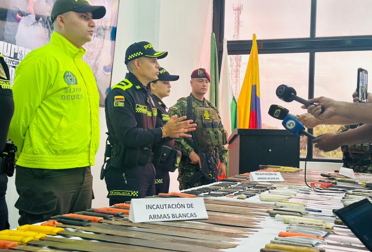 Incautan más de 200 armas blancas en Apartadó: las autoridades refuerzan controles en zonas críticas