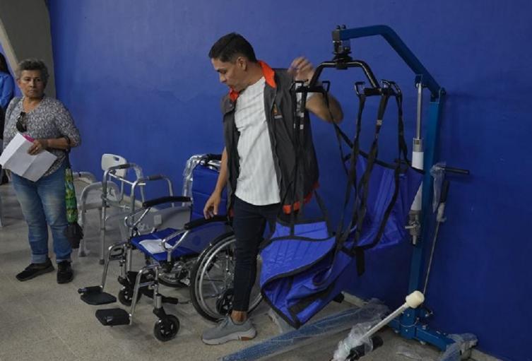 Equipos médicos de apoyo a la movilidad en Envigado