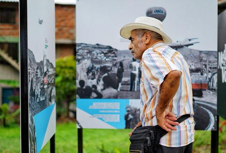 Exposición itinerante en el barrio Loreto de Medellín