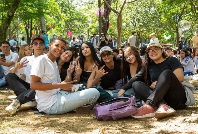 Jóvenes en Medellín