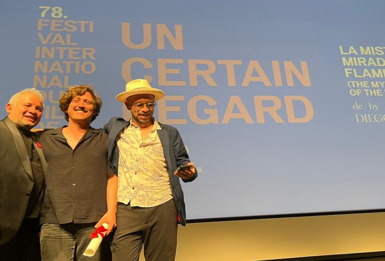 Director antioqueño recibió galardón en el Festival de Cine de Cannes