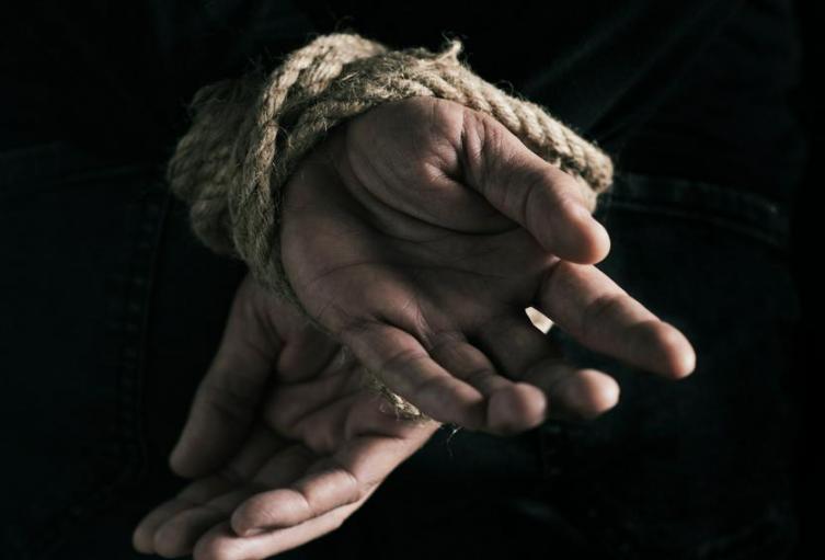 Líder social completa cuatro días retenido por grupos armados en Remedios, mientras comunidades de seis veredas enfrentan amenazas