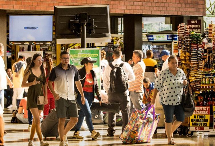 Terminales terrestres de Medellín esperan a más de 200 mil viajeros durante la Feria de las Flores.