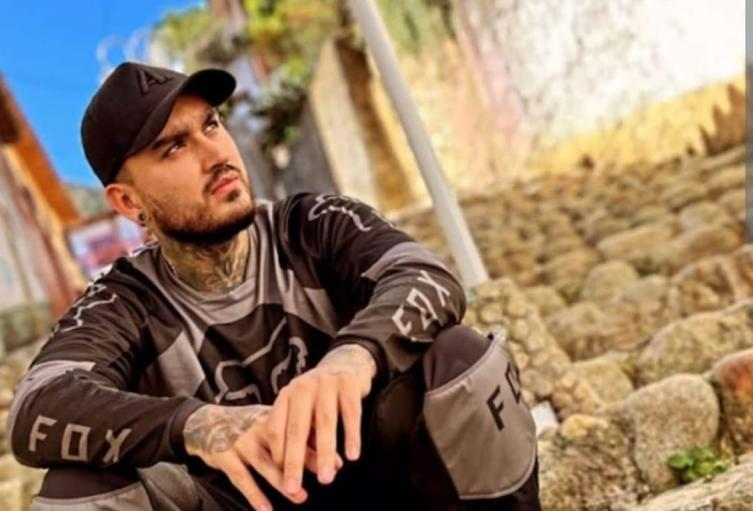 Un joven vive un drama en los EEUU: tiene cáncer Un joven vive un drama en los EEUU: tiene cáncer