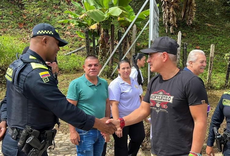 Antioquia activa 4.120 sistemas comunitarios de seguridad en todo el departamento 