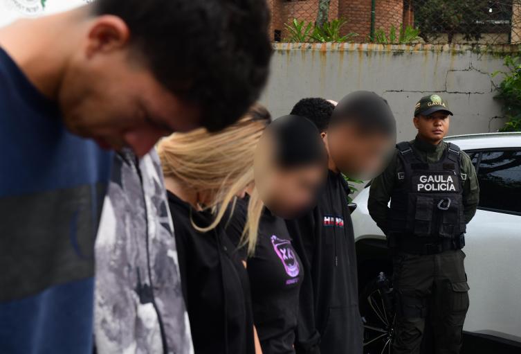 Capturan en Medellín a 13 miembros de ‘Los del Alto’, banda que generaba $9.600 millones anuales en actividades ilegales