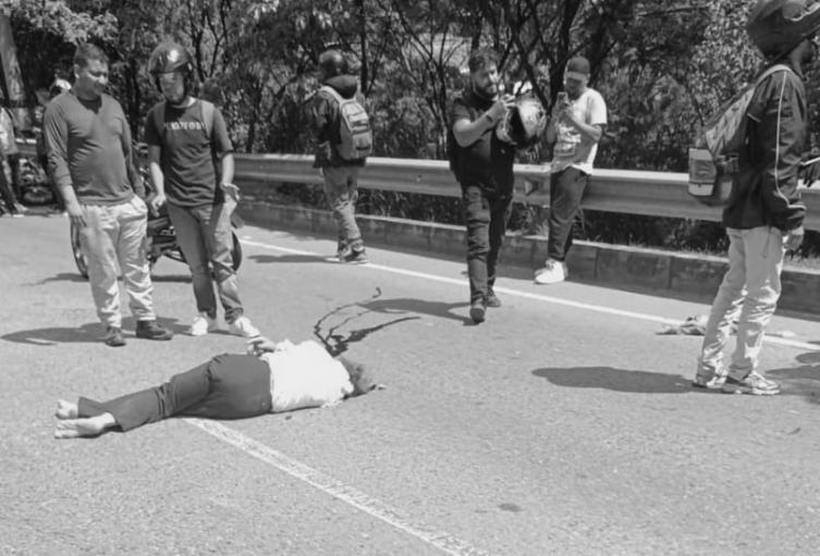 Mujer murió en accidente de tránsito en Medellín