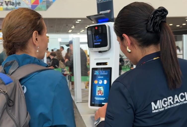 Migración Colombia se prepara para la próxima temporada de vacaciones 