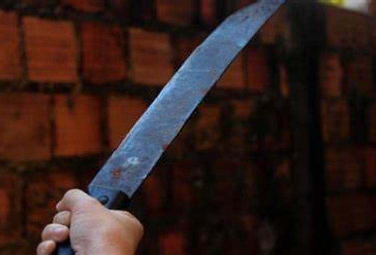 Tras asesinato con machete en institución educativa, la Comuna 1 – Popular registra un alza del 87,5 % en homicidios