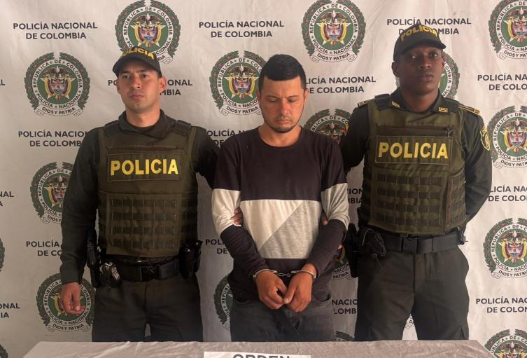 Capturan en Antioquia a hombre buscado por asesinar a machetazos a una lideresa trans en Huila