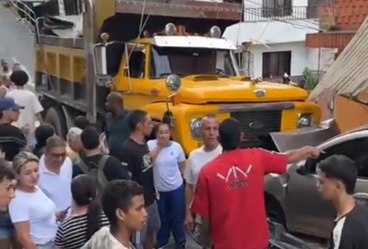 Accidente transito en el sector de la Colinita de Guayabal
