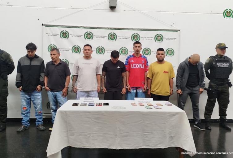 A prisión cabecillas de “La Agonía” por agredir a golpes, con gas pimienta, y desplazar a una familia en la Comuna 13