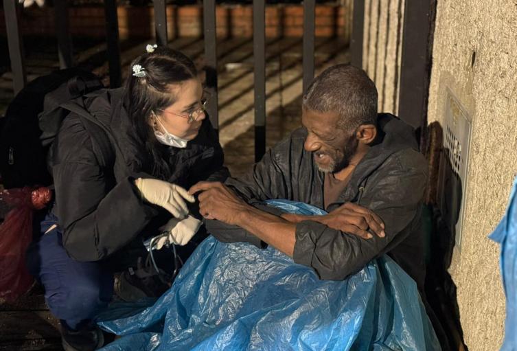 Alcaldía aumentó su equipo de profesionales para atender a los habitantes de calle de Medellín