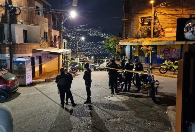 Referencia de homicidio en Medellín  Referencia de homicidio en Medellín