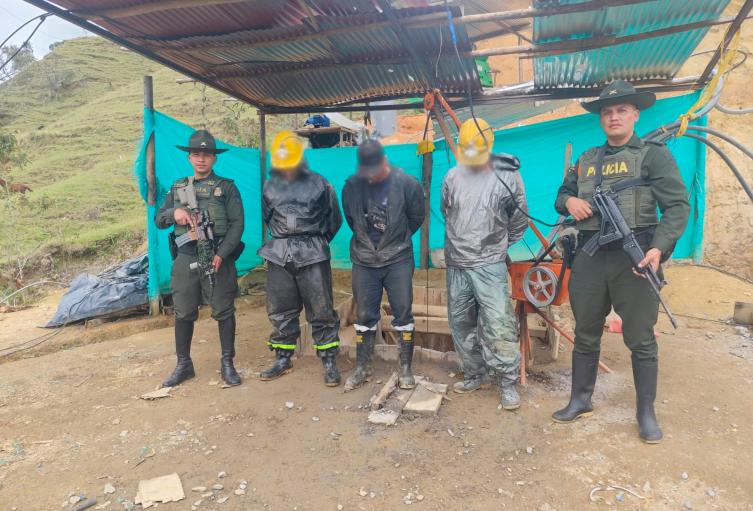 Mina ilegal en Santa Rosa de Osos