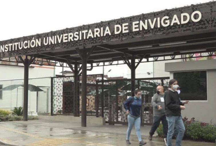 Pliego de cargos contra rectora y tesorera de la IU Envigado por presunta pérdida de más de $4.300 millones en pago irregular