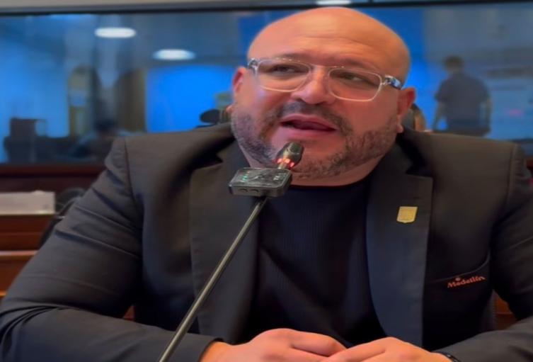 concejal de Medellín Andrés Rodríguez 