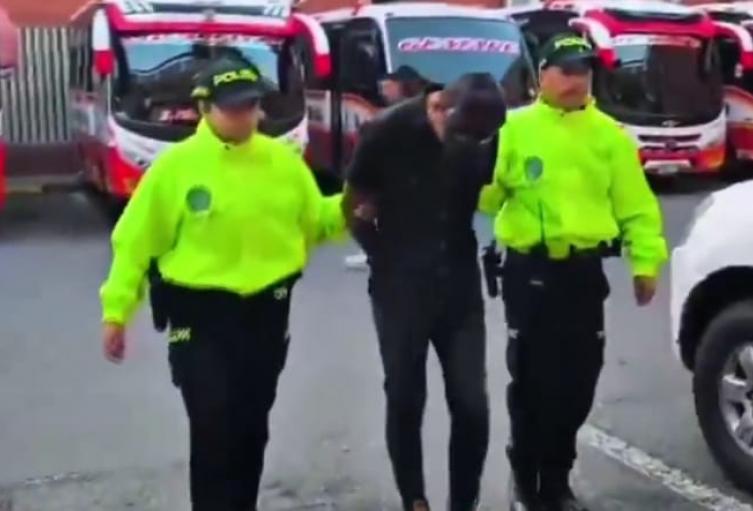 Frustran cumbre criminal en Medellín: Capturan a cabecilla del Clan del Golfo
