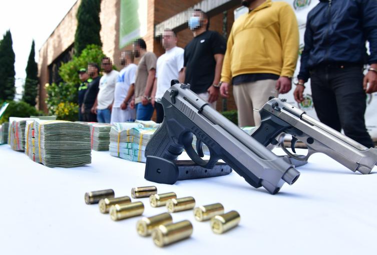 Desarticulan red transnacional en Antioquia: estafaron $72.000 millones en 10 países con falsas inversiones