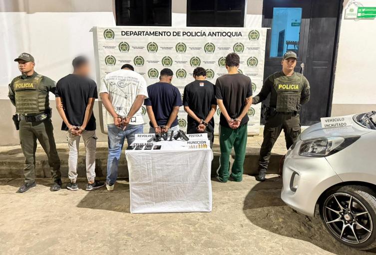 Frustran hurto millonario en Segovia: Capturan a cinco sujetos que viajaron desde Medellín para robar la vivienda de un minero
