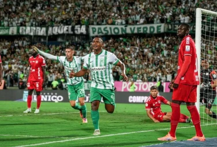 Goleada de Atlético Nacional al América