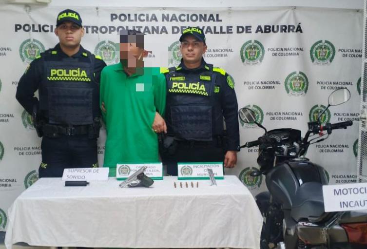 Capturan a falso mensajero con una pistola en Medellín 