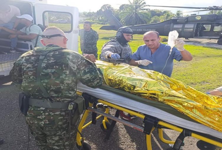 Evacuación de soldado herido en zona fronteriza con Panamá