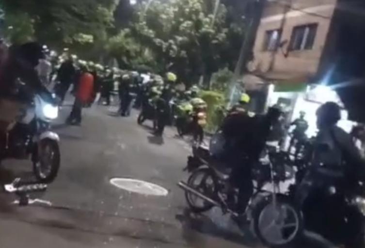 Fleteros en el bario Prado Centro: balacera con la policía 