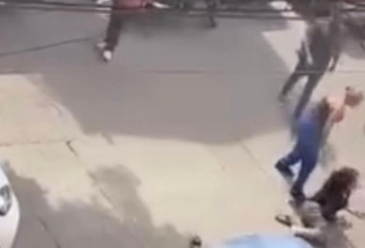 Intolerancia en Medellín: Mal parqueo desata violenta agresión a un adulto mayor y su acompañante
