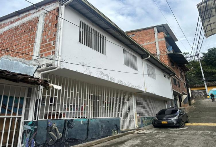 Por tercera vez en el año, suspenden servicios del ICBF en San Carlos (Antioquia), afectando a más de 200 niños